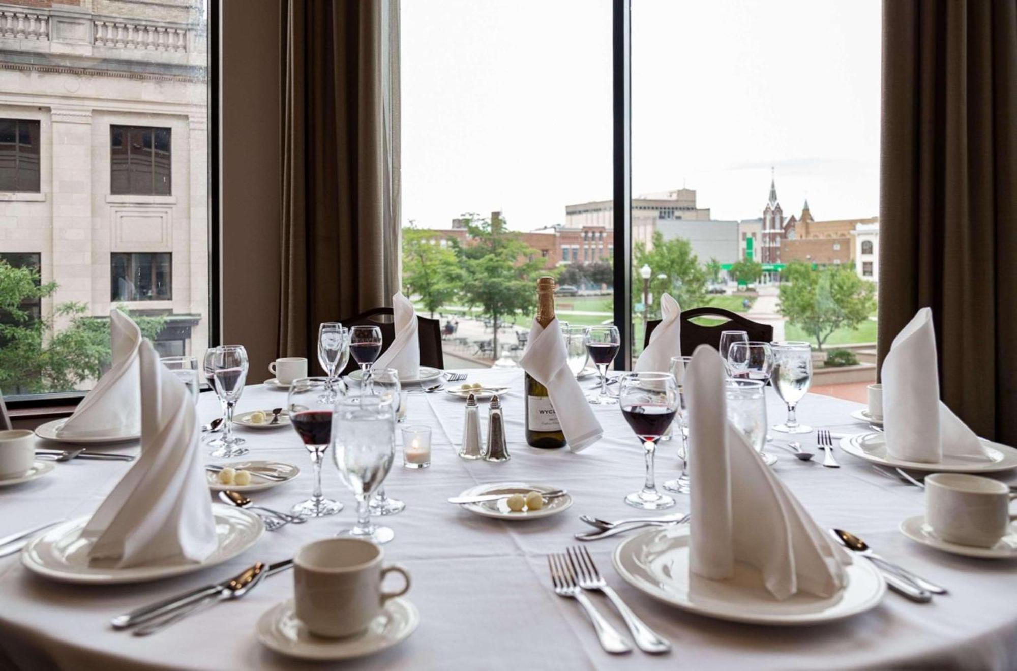 Jefferson Street Inn, A Member Of Radisson Individuals Wausau Exteriör bild