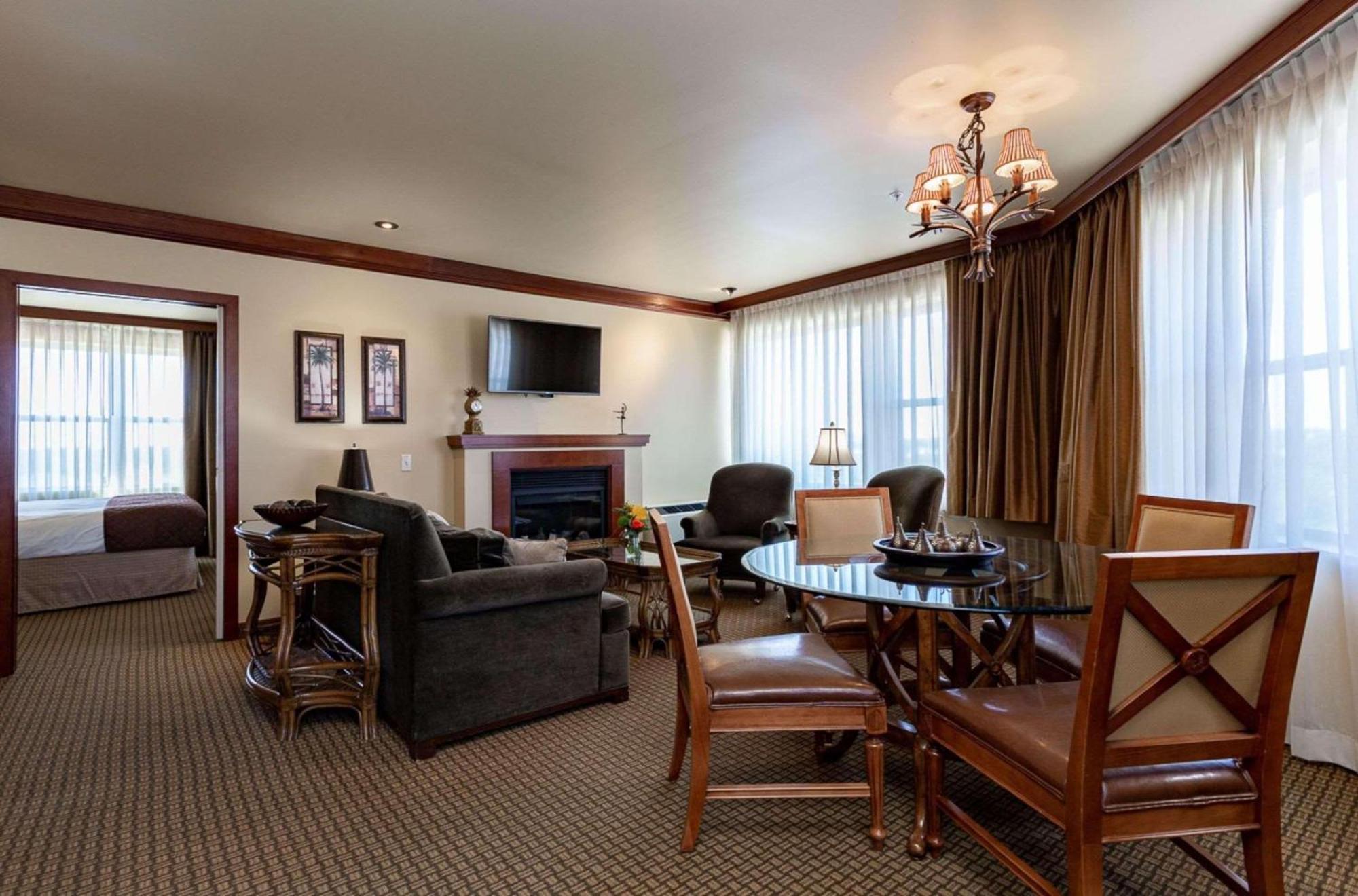 Jefferson Street Inn, A Member Of Radisson Individuals Wausau Exteriör bild
